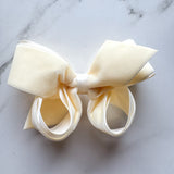Medium Classic Velvet Ivory Bow